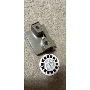 Vintage GAF View-Master Beige 3D Viewer With Godzilla's Rampage Reel